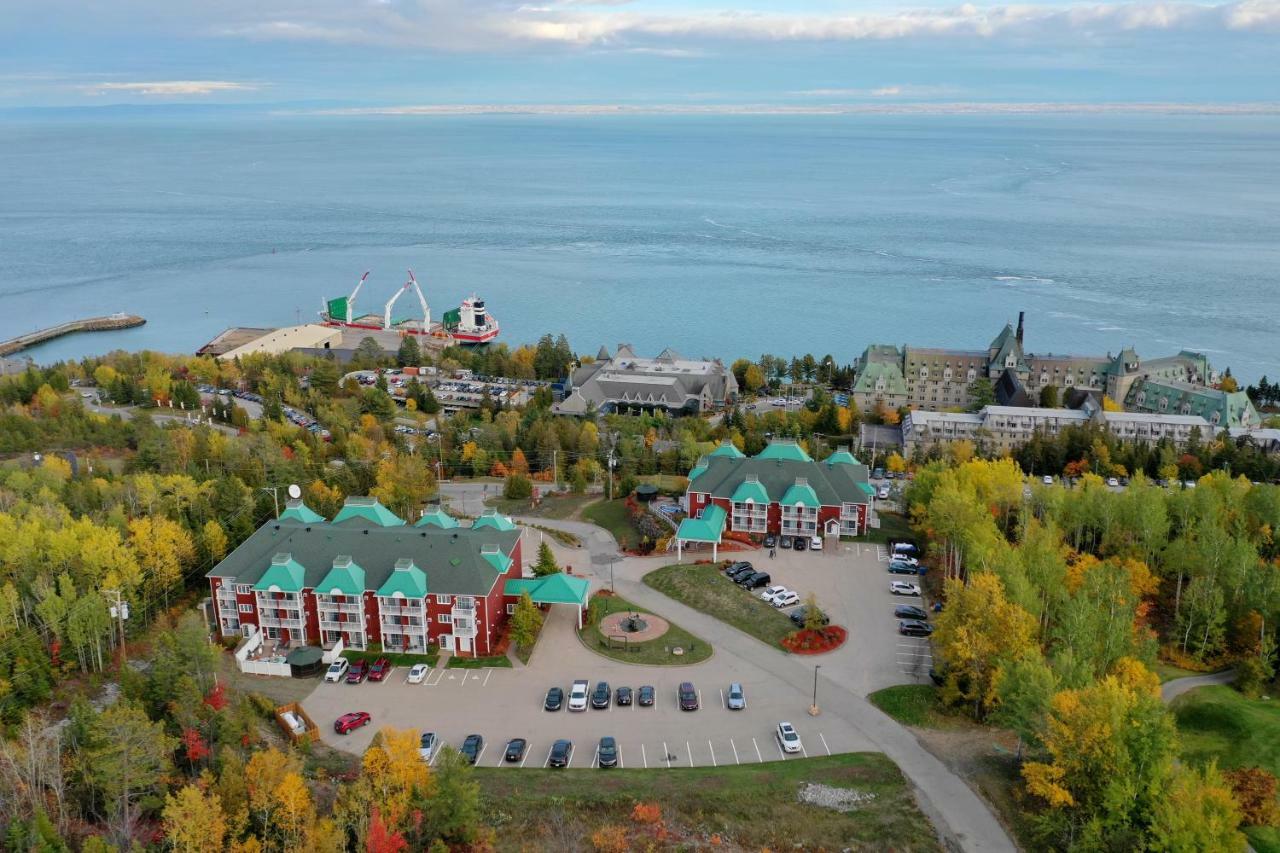 Les Pavillons Du Petit Manoir Du Casino Hotell La Malbaie Eksteriør bilde