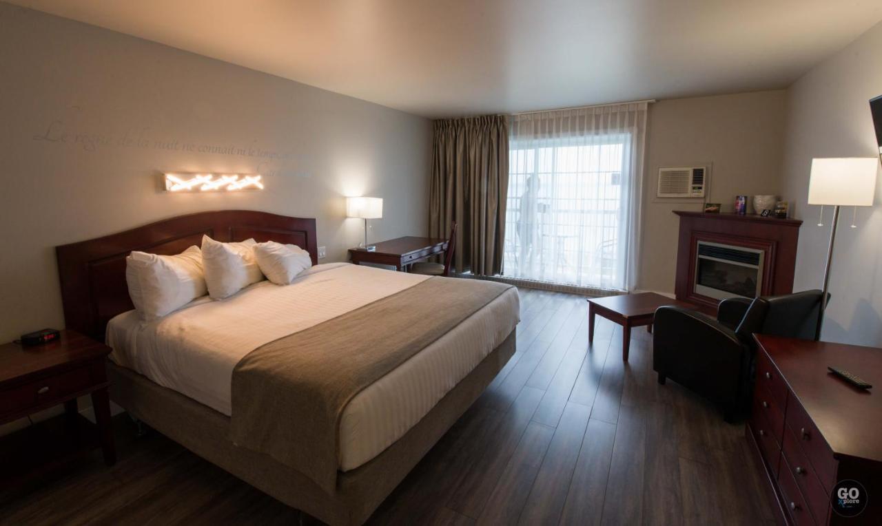 Les Pavillons Du Petit Manoir Du Casino Hotell La Malbaie Eksteriør bilde